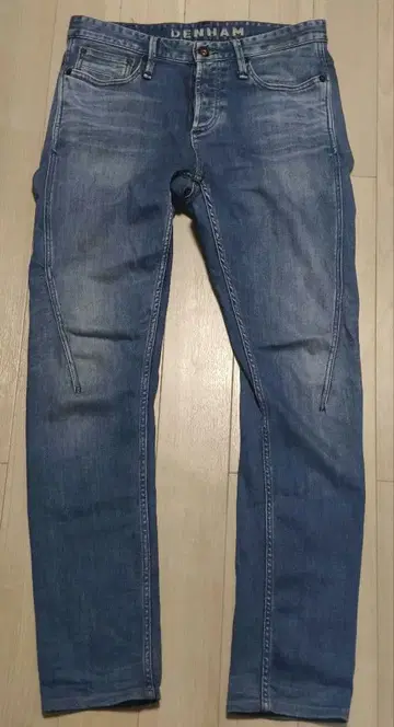 DENHAM 덴함 크로스 캐롯 핏 W29 데님