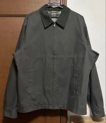 유니클로 집업 숏 블루종 2025년제 올리브 L 사이즈