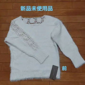 화이트 레이스&펄 장식 긴팔 니트 스웨터