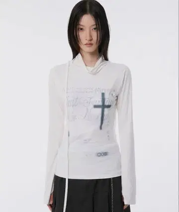 FLARE UP 터틀넥 긴팔 화이트