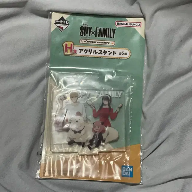 반다이 스파이패밀리 아크릴 스탠드 쿠지
