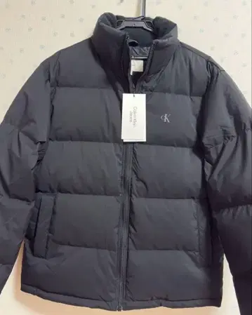 Calvin Klein 블랙 다운 자켓