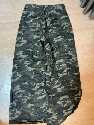 [ 카모플라쥬 ] 와이드 데님 팬츠