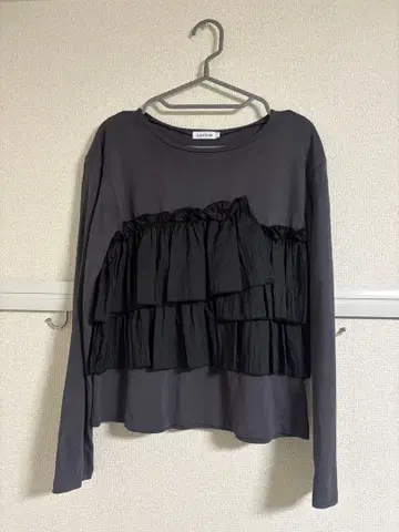 LEPSIM 모듬 도킹 긴팔 풀오버 2 차콜 x 블랙