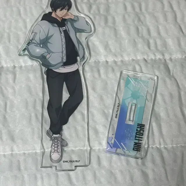 블루록 이토시 린 후드 아크릴 스탠드