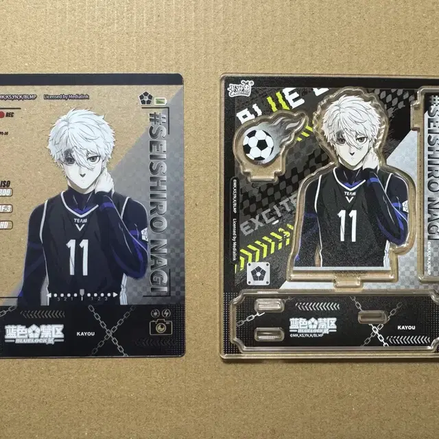 블루록 트레이딩 아크릴 스탠드