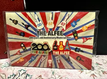 THE ALFEE 3인 합쳐서 200세 배지
