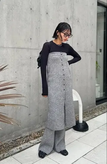 LIAN 니트 상하의 셋업 스커트 리앙 우에무라 아야노