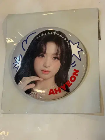 BABYMONSTER 아현 POPUP 캔뱃지