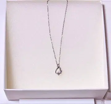 사만다 티아라 드롭 목걸이