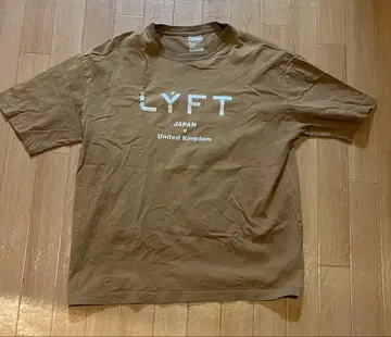 LYFT JAPAN x United Kingdom 티셔츠 브라운