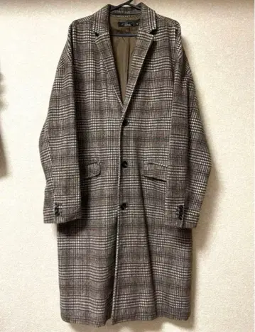 브라운 계열 체크 체스터 코트