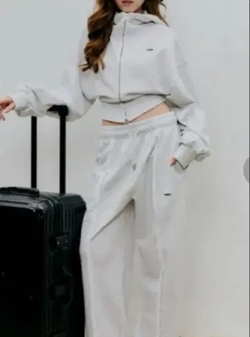 BLONDEY 집업 후드티