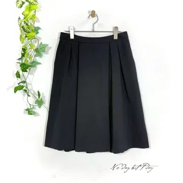 클리어 임프레션 플레어 스커트 (3) 블랙 무지 깔끔한 커리어