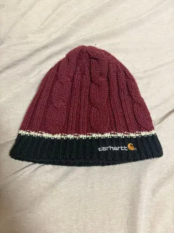 carhartt 버건디 케이블 짜임 니트 모자