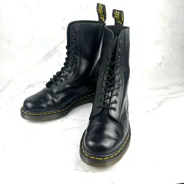 닥터마틴 10홀 부츠 1490 블랙 27cm