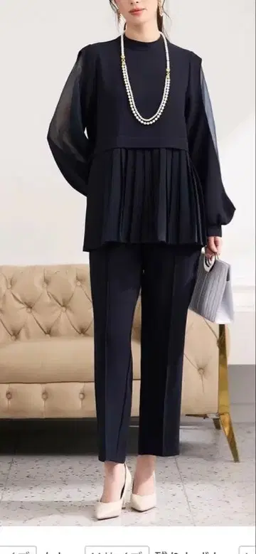 DRESS + 플리츠 절개 셋업 팬츠 네이비