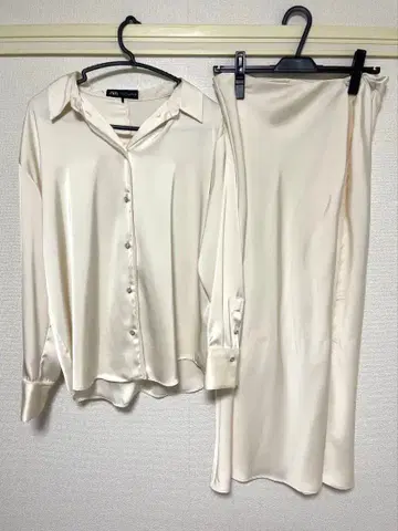 ZARA 아이보리 새틴 셋업
