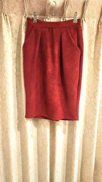 핑업 클로젯 글래머 베티 스커트 모토 스즈키 씨 타이트 스커트 S