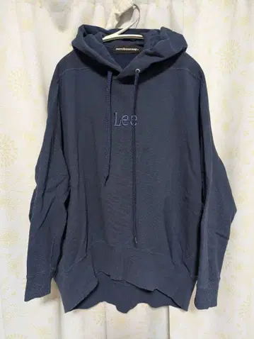 레어 메르시보쿠 Lee 콜라보 후드 부착 후드티