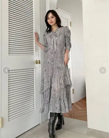 SNIDEL 플리츠 프린트 원피스