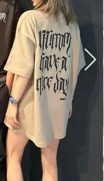 미러나인 Kenny 그래픽 티셔츠