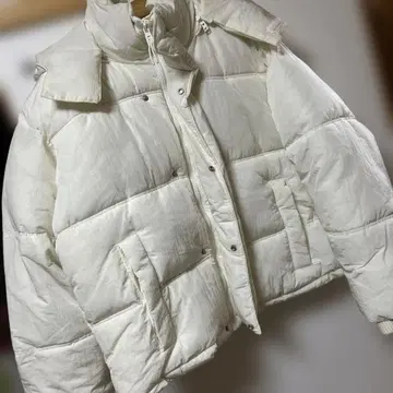 ZARA 미사용 화이트 다운 자켓 시착만