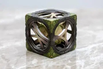 핫토이즈 스파이더맨 노 웨이 홈 매직 박스 피규어