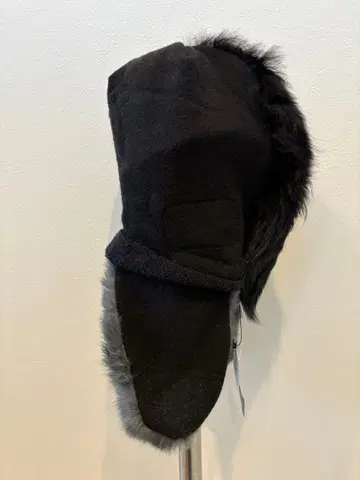 LGB 르 그랑 블루 니트 캡 퍼 포함 CAP-ANDES