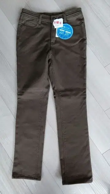 브라운 슬림핏 캐주얼 팬츠