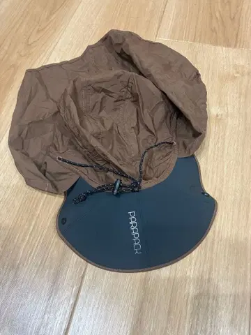 PARAPACK L-CAP 접이식 햇 브라운
