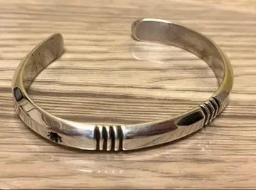 시피 크레이지 호스 뱅글 BUMP OF CHICKEN 모델