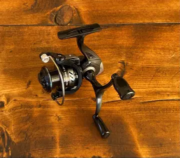 스피닝 릴 2500번 에깅 낚시 더블 핸들 미사용 새상품