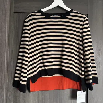 데이지린 폭시 보더 니트 40