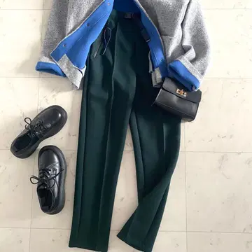 컨디션 최상 아쓰리드 UN3D. 맨투맨 테이퍼드 팬츠 그린 36