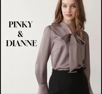 PINKY&DIANNE 주름 새틴 롱 블라우스