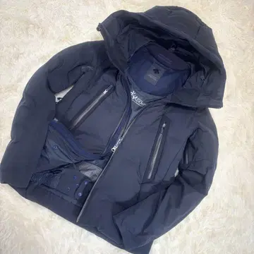 데상트 올테라인 미즈사와 다운 마운테니어 다운 자켓 M