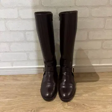 다크 브라운 지퍼 달린 롱 부츠