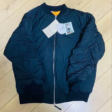 럭스 단 티아 패딩 자켓 MA-1