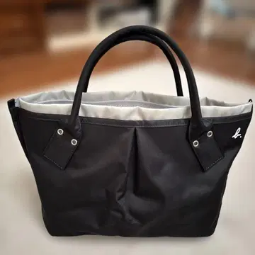 아네스베 토트백