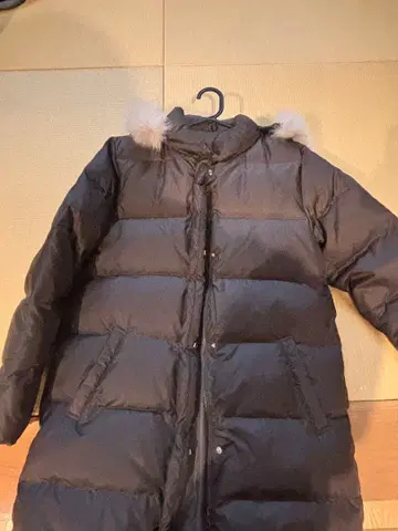 Crocodile 후드 부착 롱 다운 자켓