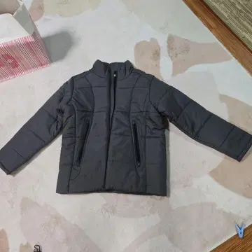 Nylaus 그레이 다운 자켓 M