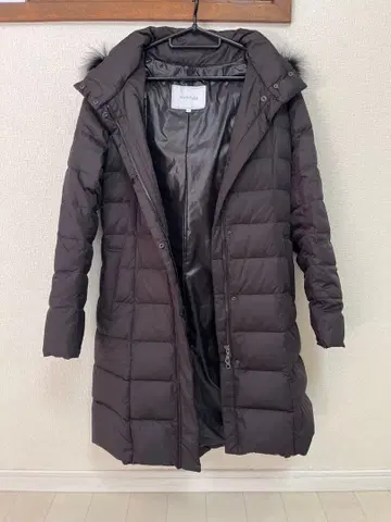 UNTITLED 블랙 롱 다운 자켓