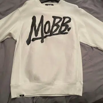 mobb 트레이닝복 화이트