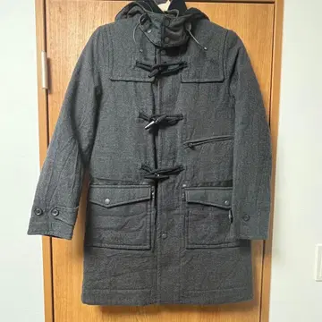 WHITE MOUNTAINEERING 더플 코트