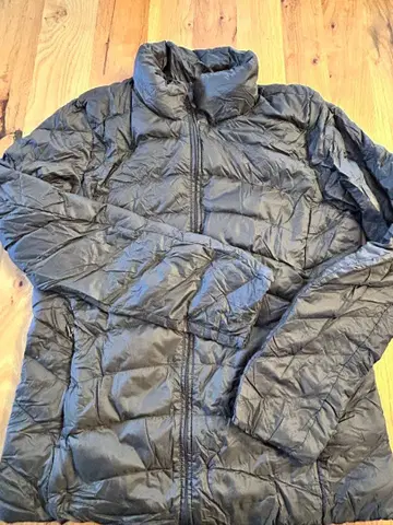 UNIQLO 브라운 다운 자켓 L 사이즈