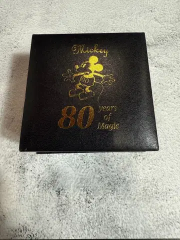 미키 마우스 80 years of Magic 시계