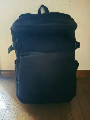 무인양품 어깨 부담을 줄이는 발수 위에서 열리는 럭색 블랙