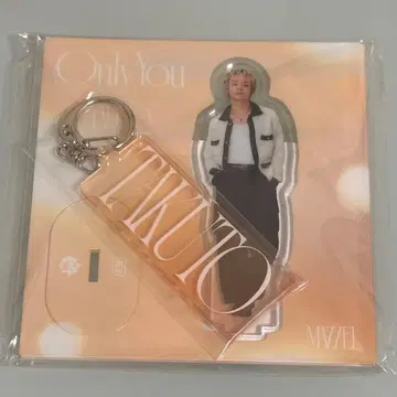 MAZZEL Only You MUZEUM 아크릴 스탠드 타쿠토