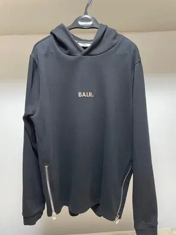 BALR. 블랙 후드티 사이드 지퍼
